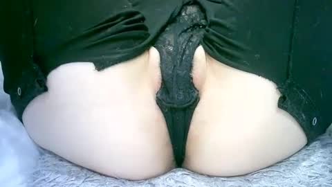 my_tightholes online show from February 24, 2025, 12:05 pm