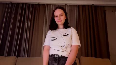 Snapshot of myahuna chatting on February 6, 2026, 10:40 am Emma online show from February 6, 2026, 10:40 am