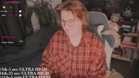 Kate online show from November 23, 2025, 10:42 pm