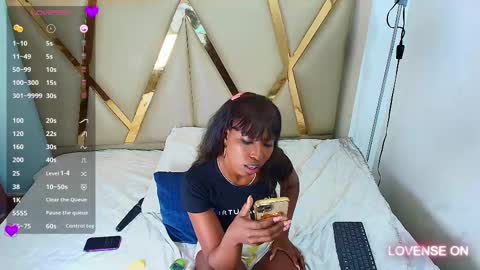 Samanta  online show from March 6, 2025, 1:24 pm