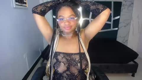 mychell_ch online show from January 17, 2025, 2:18 pm
