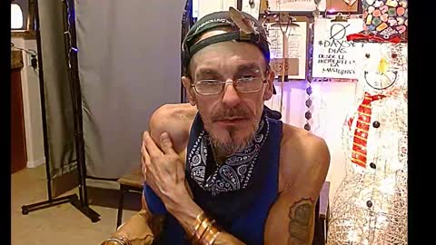 LA MARIPOSA DE MARICOPA online show from December 25, 2024, 4:44 am
