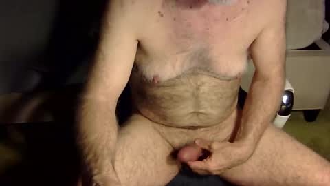 Snapshot of mydiboi chatting on December 22, 2024, 11:41 pm r-glenn-01 online show from December 22, 2024, 11:41 pm