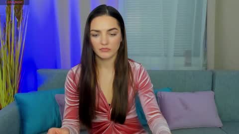 Snapshot of myellaluvs chatting on November 16, 2025, 4:45 pm Ella online show from November 16, 2025, 4:45 pm