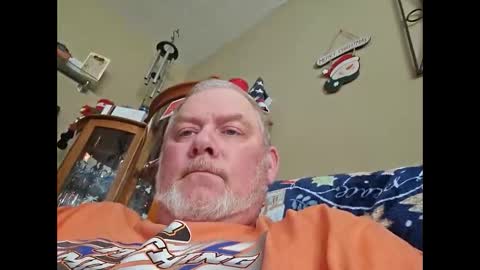 myfam7 online show from November 16, 2025, 8:03 pm