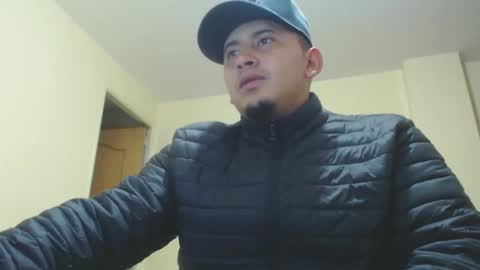 myke_andrade online show from December 11, 2024, 9:19 am