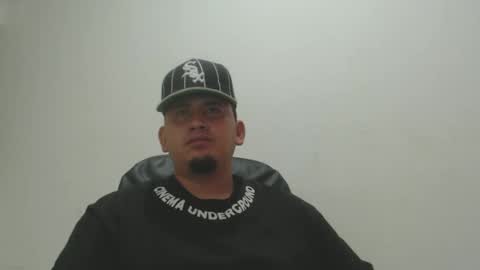 myke_andrade online show from February 26, 2025, 6:37 am