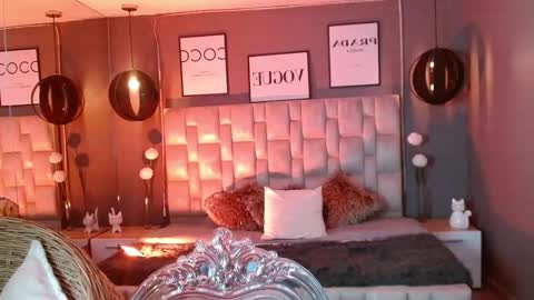 myla rossi online show from September 10, 2025, 11:38 pm