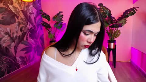 Snapshot of myla_rossi chatting on October 28, 2025, 9:17 pm myla rossi online show from October 28, 2025, 9:17 pm