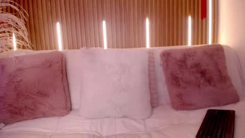 Snapshot of myladreams_ chatting on February 28, 2026, 4:13 am Myla online show from February 28, 2026, 4:13 am