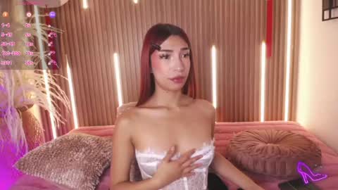 Snapshot of myladreams_ chatting on April 16, 2026, 3:29 am Myla online show from April 16, 2026, 3:29 am
