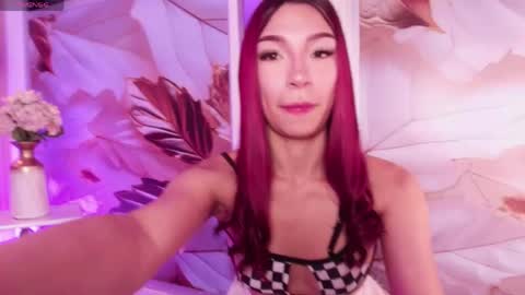 Snapshot of myladreams_ chatting on May 2, 2026, 3:22 am Myla online show from May 2, 2026, 3:22 am
