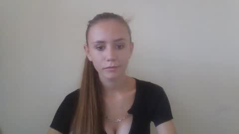mylittle_flame online show from October 19, 2025, 10:16 am