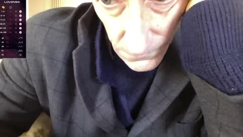 Bi sexy guy lovense hush is on private is open or password show tip if you like. online show from December 2, 2024, 9:02 am