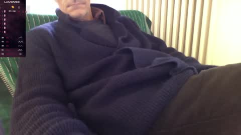 Bi sexy guy lovense hush is on private is open or password show tip if you like. online show from December 12, 2024, 11:18 am