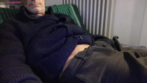 Bi sexy guy lovense hush is on private is open or password show tip if you like. online show from January 22, 2025, 4:12 pm
