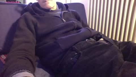 Bi sexy guy lovense hush is on private is open or password show tip if you like. online show from February 9, 2026, 12:31 pm