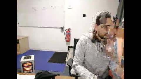 David Leon online show from December 19, 2025, 8:54 am