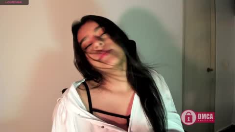 Bella online show from December 28, 2024, 11:26 pm