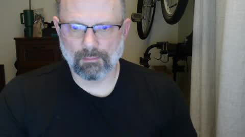 Just hanging out - No pressure online show from June 20, 2026, 1:52 am