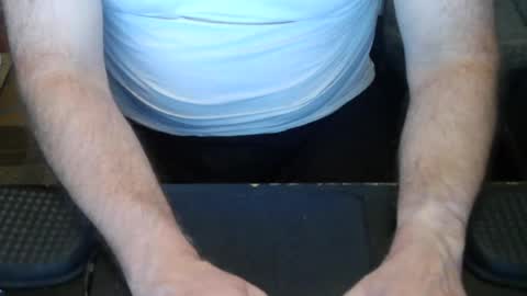 Just hanging out - No pressure online show from June 25, 2026, 5:12 am