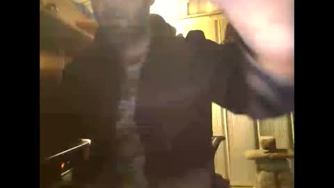 Snapshot of mysex_friend chatting on December 25, 2024, 7:03 am mysex_friend online show from December 25, 2024, 7:03 am