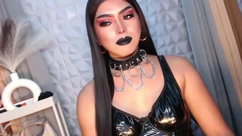 Snapshot of mysterious_diva chatting on September 25, 2025, 2:54 pm SUPPORT GODDESS TRISHA  AND DONT FORGET TO FOLLOW ME online show from September 25, 2025, 2:54 pm
