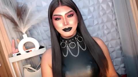 Snapshot of mysterious_diva chatting on October 4, 2025, 8:12 am SUPPORT GODDESS TRISHA  AND DONT FORGET TO FOLLOW ME online show from October 4, 2025, 8:12 am