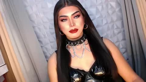 Snapshot of mysterious_diva chatting on October 5, 2025, 2:04 pm SUPPORT GODDESS TRISHA  AND DONT FORGET TO FOLLOW ME online show from October 5, 2025, 2:04 pm