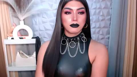 Snapshot of mysterious_diva chatting on October 14, 2025, 9:21 am SUPPORT GODDESS TRISHA  AND DONT FORGET TO FOLLOW ME online show from October 14, 2025, 9:21 am