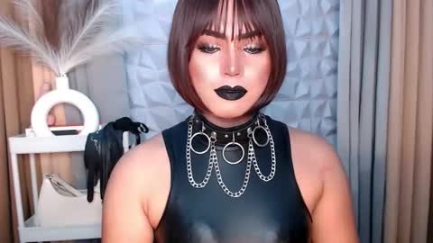 Snapshot of mysterious_diva chatting on October 17, 2025, 2:41 pm SUPPORT GODDESS TRISHA  AND DONT FORGET TO FOLLOW ME online show from October 17, 2025, 2:41 pm