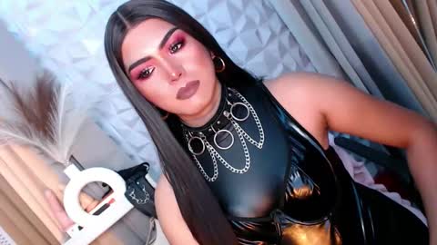 Snapshot of mysterious_diva chatting on October 24, 2025, 2:19 am SUPPORT GODDESS TRISHA  AND DONT FORGET TO FOLLOW ME online show from October 24, 2025, 2:19 am