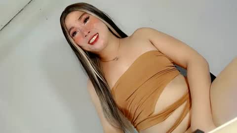 Snapshot of mysterious_kim chatting on May 7, 2026, 12:21 pm kimmy online show from May 7, 2026, 12:21 pm