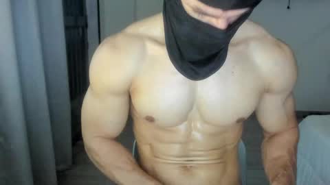 Snapshot of mysterious_muscles chatting on April 14, 2026, 11:00 pm mysterious_muscles online show from April 14, 2026, 11:00 pm