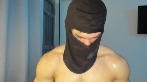 Snapshot of mysterious_muscles chatting on April 25, 2026, 2:03 pm mysterious_muscles online show from April 25, 2026, 2:03 pm