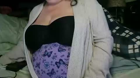 Snapshot of mysteriouswoman18 chatting on October 18, 2025, 3:31 am mysteriouswoman18 online show from October 18, 2025, 3:31 am