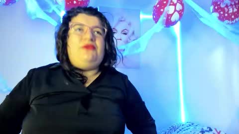 Snapshot of mystery_psique chatting on November 3, 2025, 1:45 pm mystery_psique online show from November 3, 2025, 1:45 pm