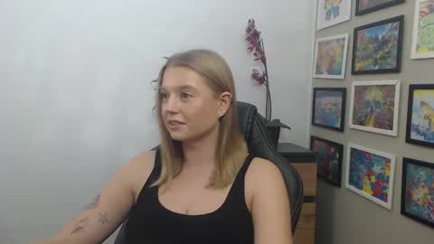 Erica online show from November 6, 2025, 1:12 pm