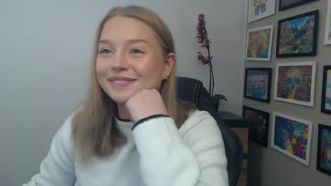 Erica online show from December 23, 2025, 10:57 am