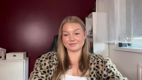Erica online show from May 7, 2026, 11:15 am