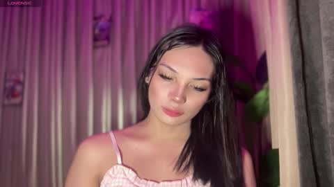 Snapshot of mysteryman_xxx chatting on February 25, 2026, 3:05 am UR GIRL NEXTDOOR online show from February 25, 2026, 3:05 am