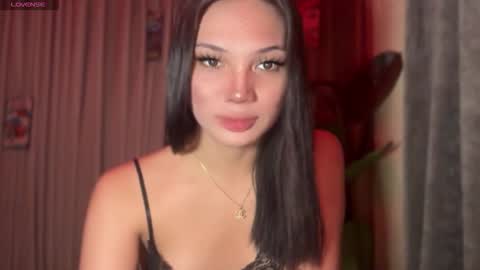 Snapshot of mysteryman_xxx chatting on March 5, 2026, 3:24 am UR GIRL NEXTDOOR online show from March 5, 2026, 3:24 am