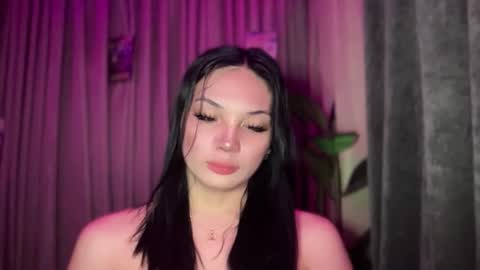 Snapshot of mysteryman_xxx chatting on March 17, 2026, 5:33 am UR GIRL NEXTDOOR online show from March 17, 2026, 5:33 am