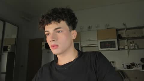 Snapshot of mystic_evan chatting on September 14, 2025, 10:42 pm Evan Brown online show from September 14, 2025, 10:42 pm