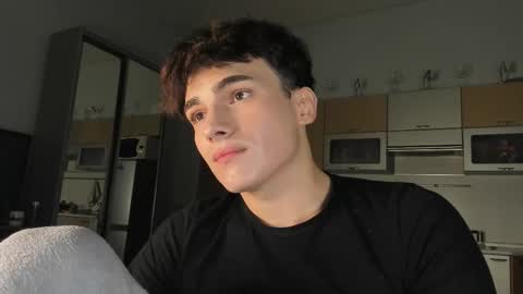 Snapshot of mystic_evan chatting on September 25, 2025, 12:14 am Evan Brown online show from September 25, 2025, 12:14 am