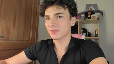 Snapshot of mystic_evan chatting on October 13, 2025, 10:32 pm Evan Brown online show from October 13, 2025, 10:32 pm