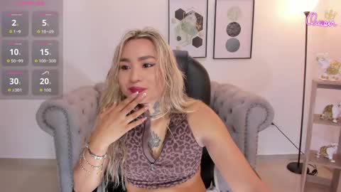 Snapshot of mystic_nova_ chatting on May 22, 2026, 11:27 am mystic_nova_ online show from May 22, 2026, 11:27 am