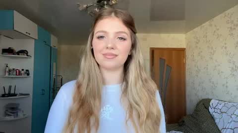 Anna online show from April 22, 2026, 6:27 am