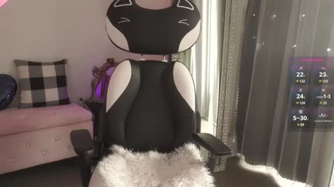 Snapshot of mysticxkitty chatting on March 12, 2025, 2:56 pm Kamile Get to know me better Subscribe to my OnlyFans Mysticxkitty online show from March 12, 2025, 2:56 pm