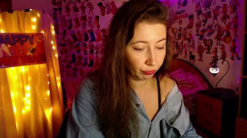 Snapshot of mystydew chatting on January 3, 2025, 6:03 pm MystyDew online show from January 3, 2025, 6:03 pm